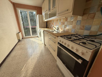 Appartement - 81 m² - 4 pièces