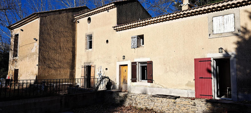Maison - 240 m² - 10 pièces