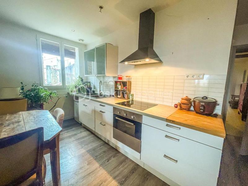 Appartement - 134 m² - 6 pièces