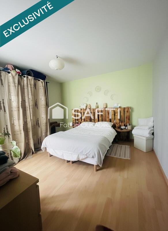 Appartement - 90 m² - 5 pièces