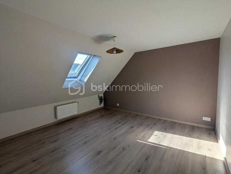 Maison traditionnelle - 160 m² - 8 pièces