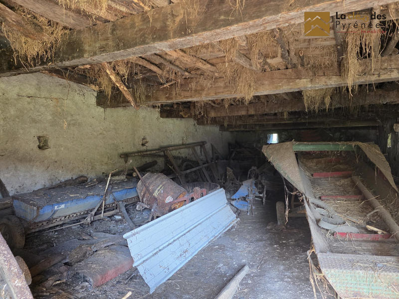 Maison ancienne - 140 m² - 1 pièce