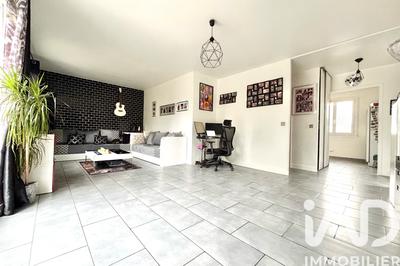 Maison - 81 m² - 4 pièces