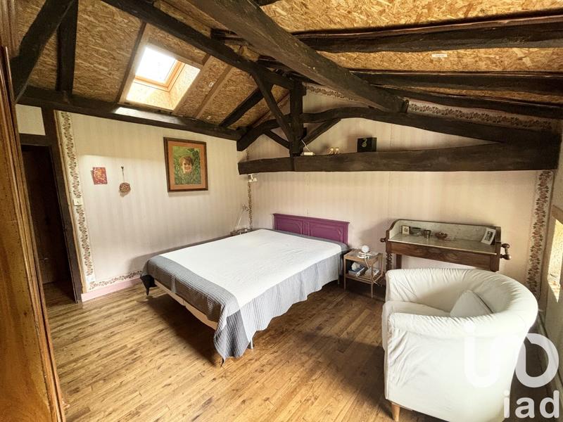 Maison - 240 m² - 6 pièces