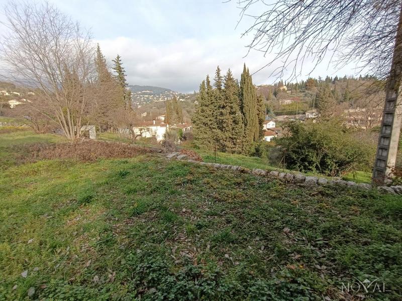 Propriété - 69 m² - 6 pièces