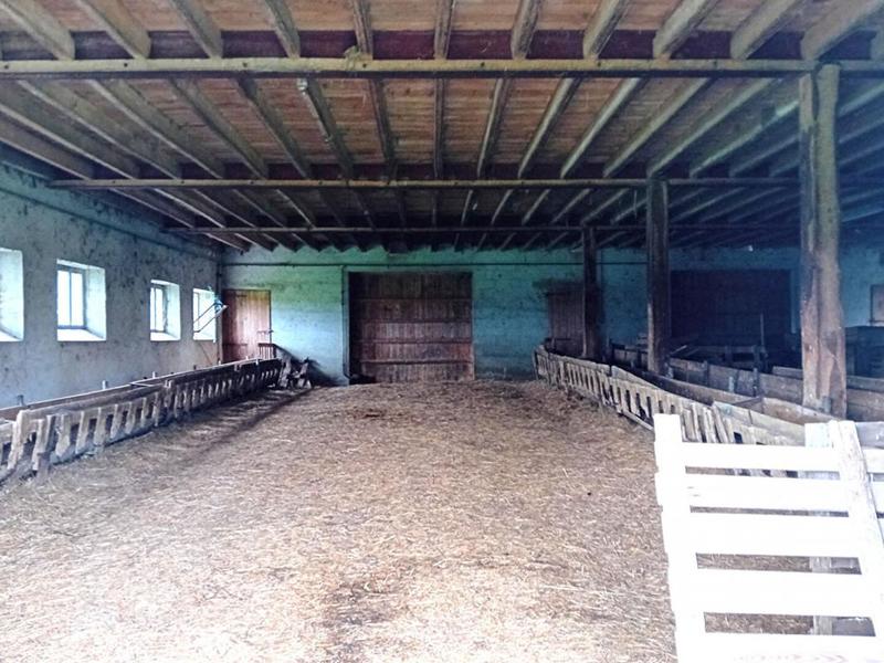 Maison - 740 m² - 3 pièces