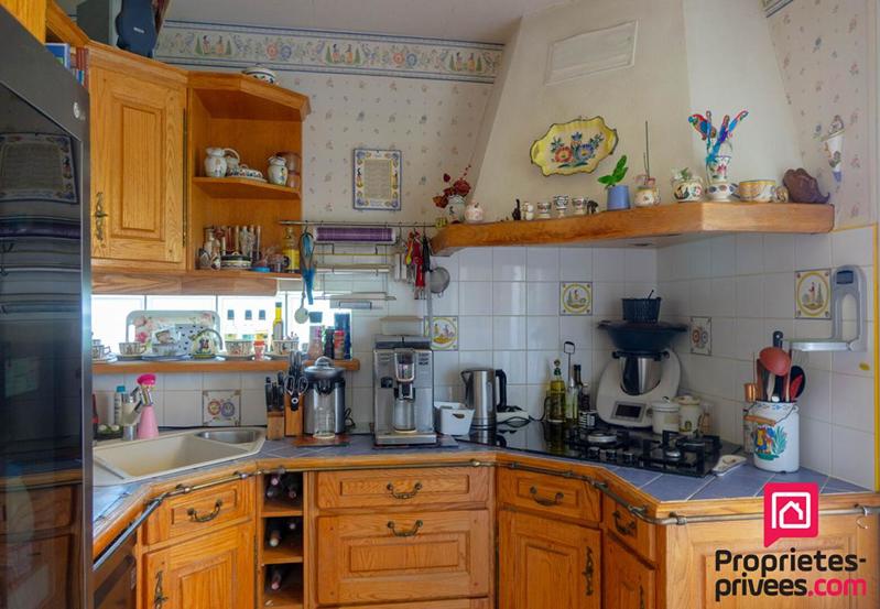 Maison - 200 m² - 8 pièces