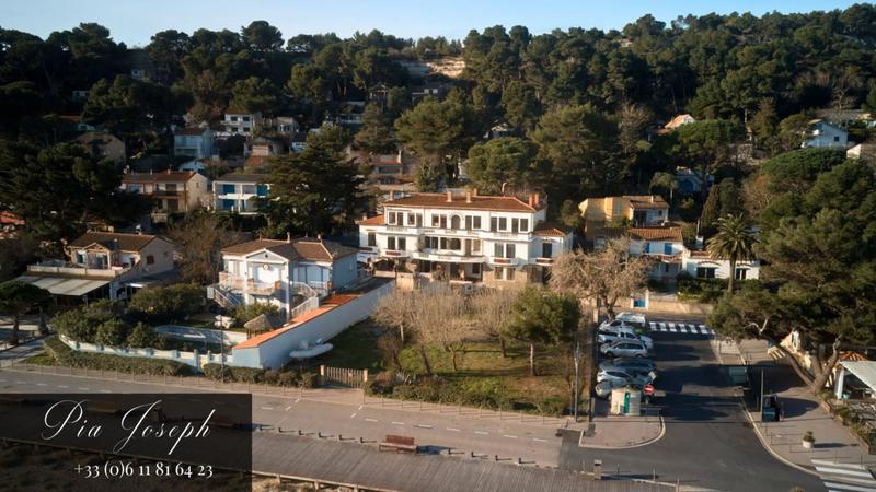 Propriété - 230 m² - 12 pièces