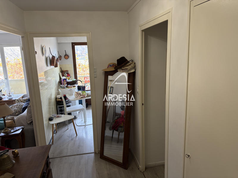 Appartement - 65 m² - 2 pièces