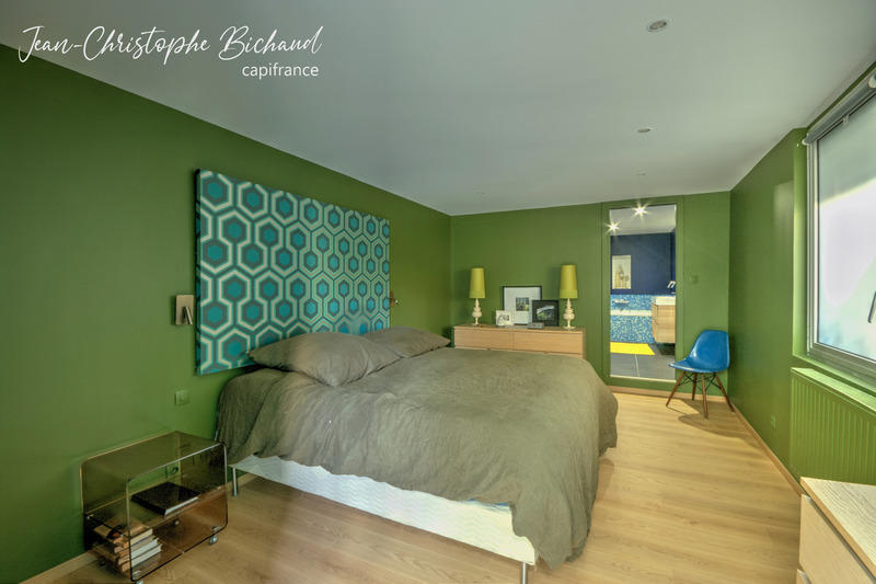 Loft - 275 m² - 5 pièces