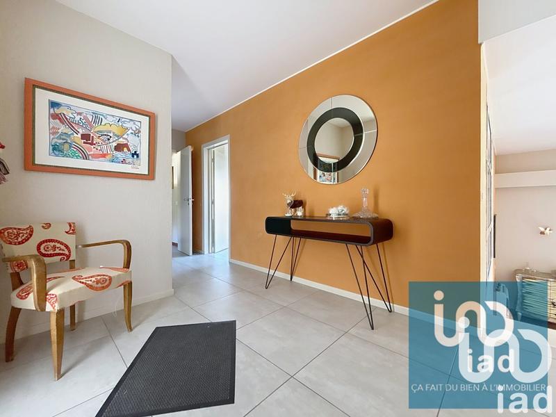 Maison - 198 m² - 8 pièces