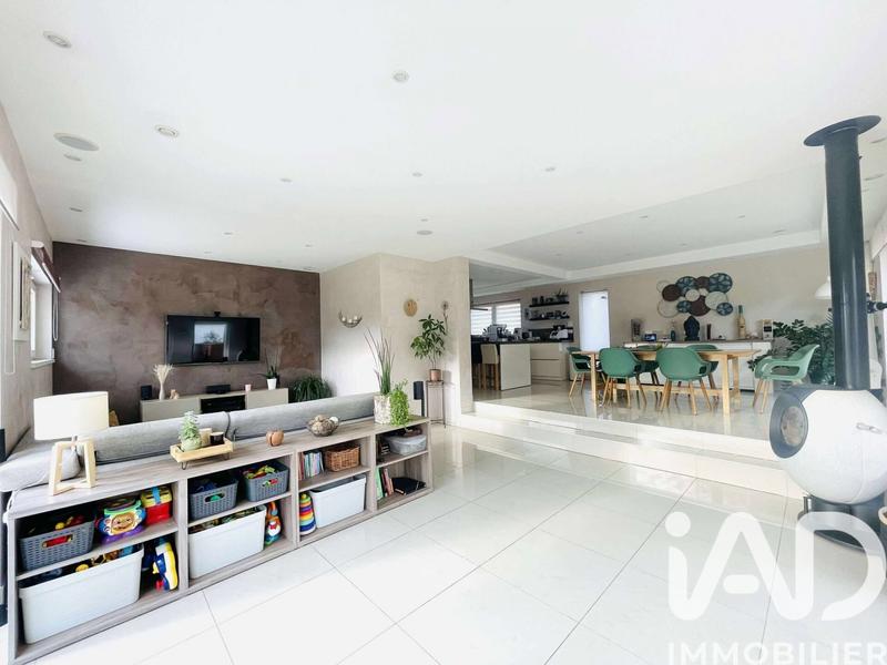 Maison - 172 m² - 7 pièces