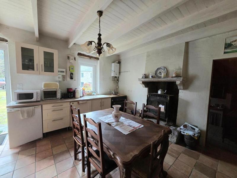 Maison en pierre - 75 m² - 3 pièces