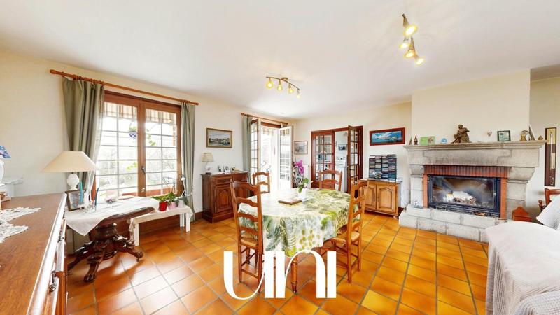 Maison - 147 m² - 7 pièces