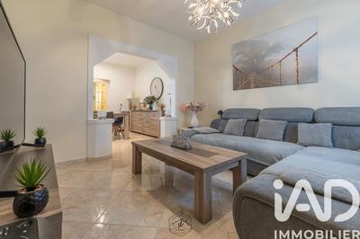 Maison - 105 m² - 6 pièces