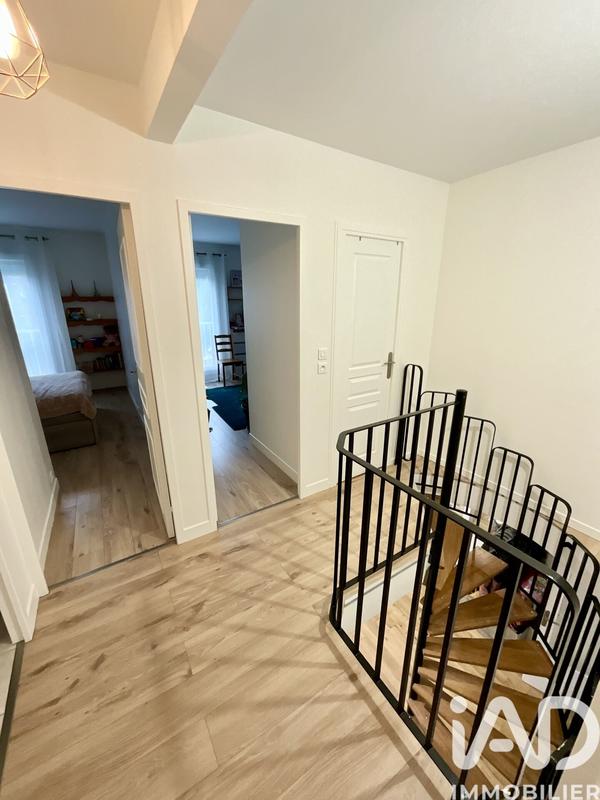 Maison - 98 m² - 6 pièces