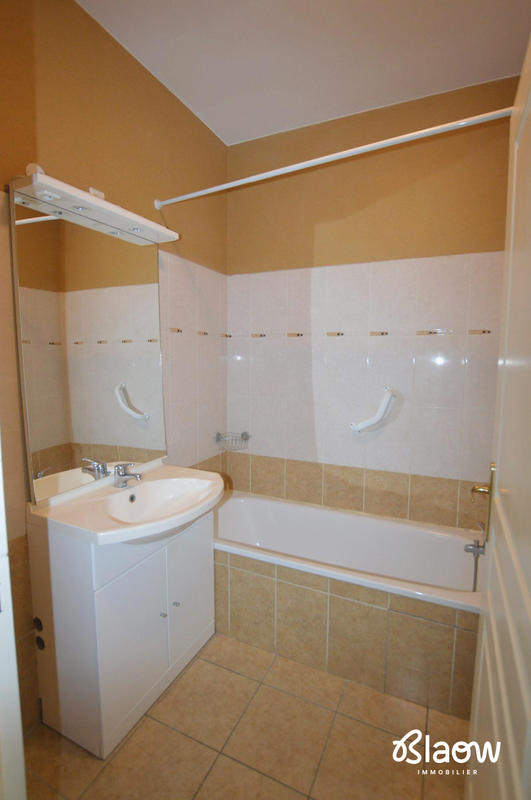 Appartement - 75 m² - 3 pièces