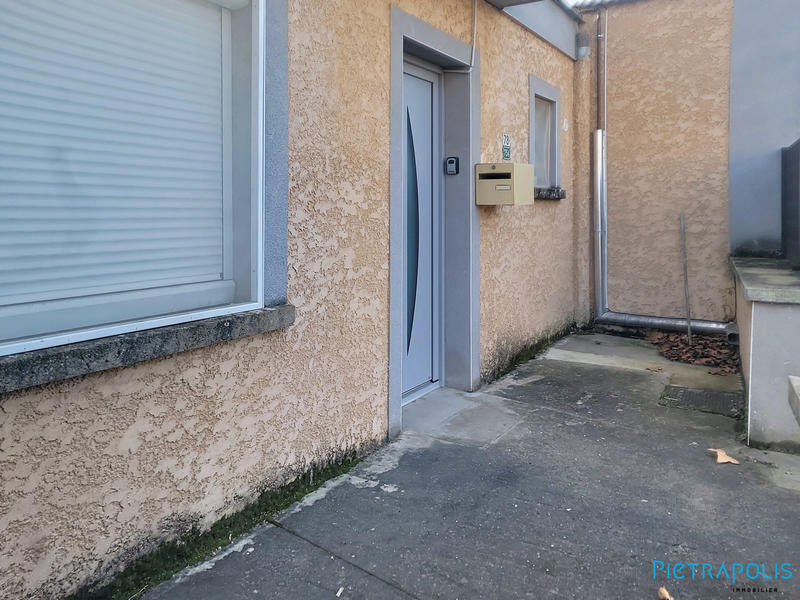 Maison - 80 m² - 4 pièces