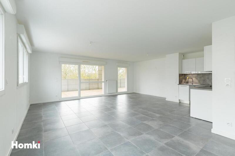 Appartement - 98 m² - 4 pièces