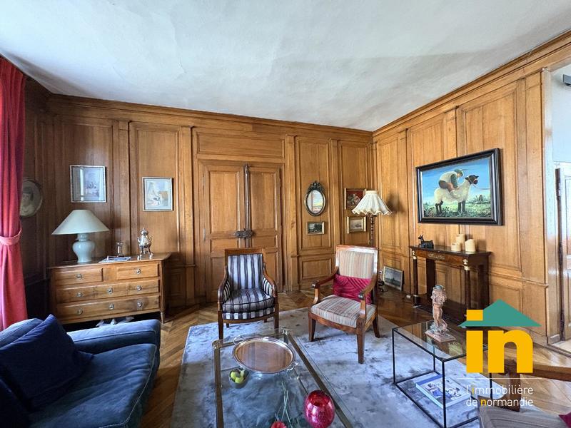 Maison de ville - 320 m² - 10 pièces