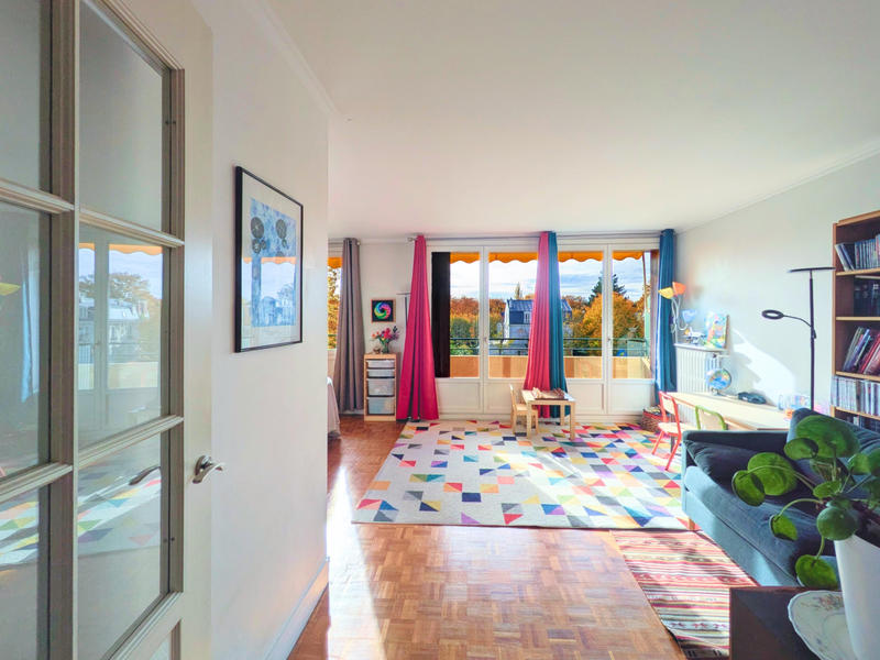 Appartement - 85 m² - 5 pièces