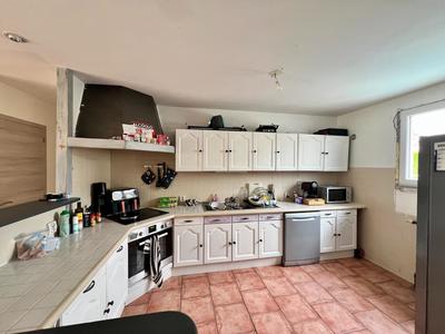 Maison - 122 m² - 5 pièces