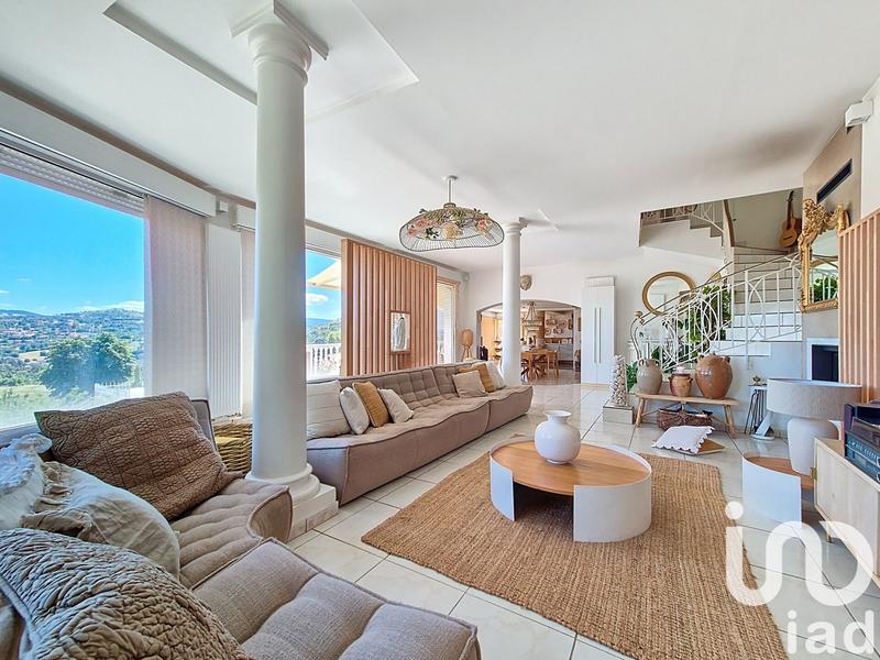 Maison de maîtres - 234 m² - 7 pièces