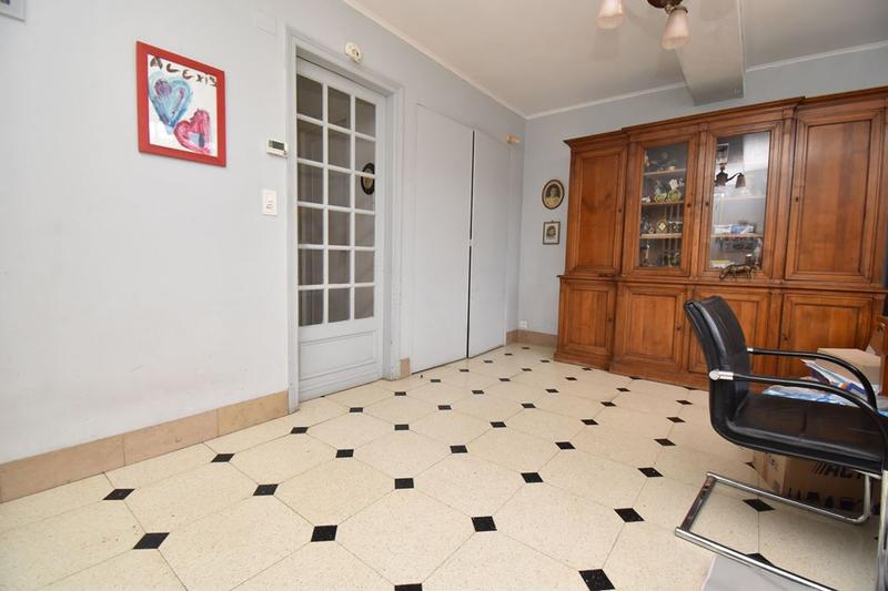 Pavillon - 188 m² - 8 pièces