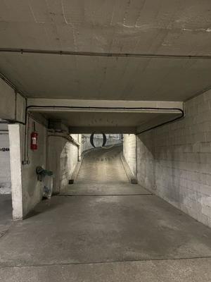 Parking - 17 m²