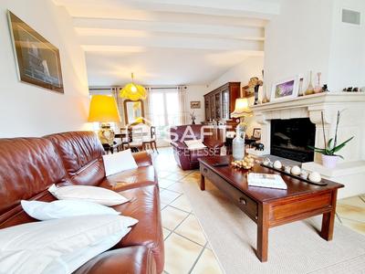 Maison - 112 m² - 6 pièces