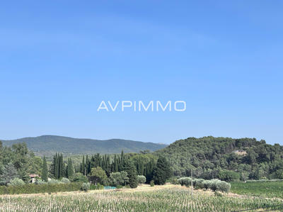 Appartement - 77 m² - 3 pièces