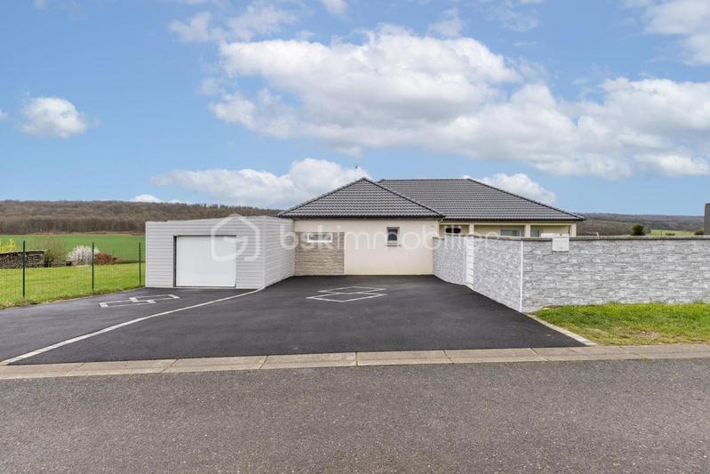 Maison - 138 m² - 5 pièces