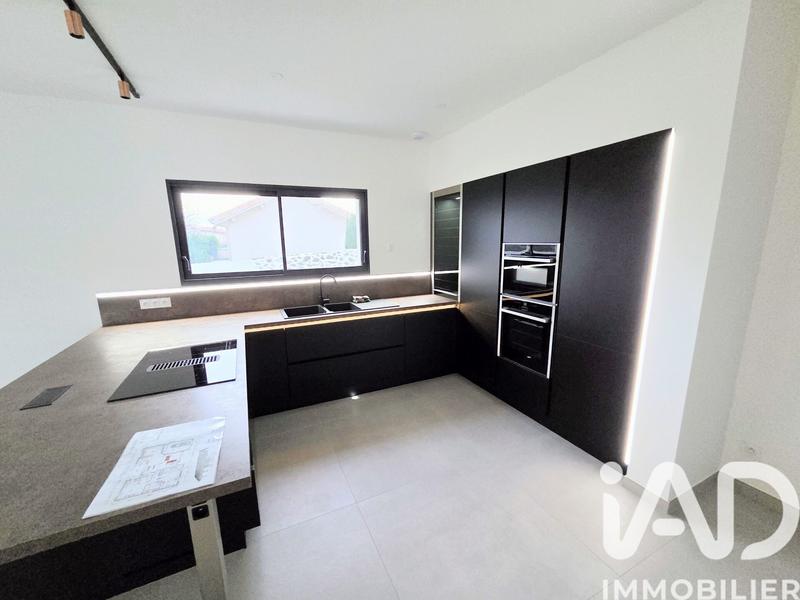 Maison - 134 m² - 4 pièces