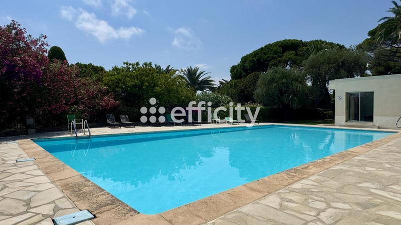 Appartement - 100 m² - 3 pièces