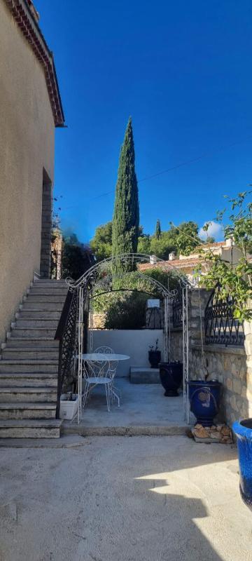 Villa - 99 m² - 5 pièces