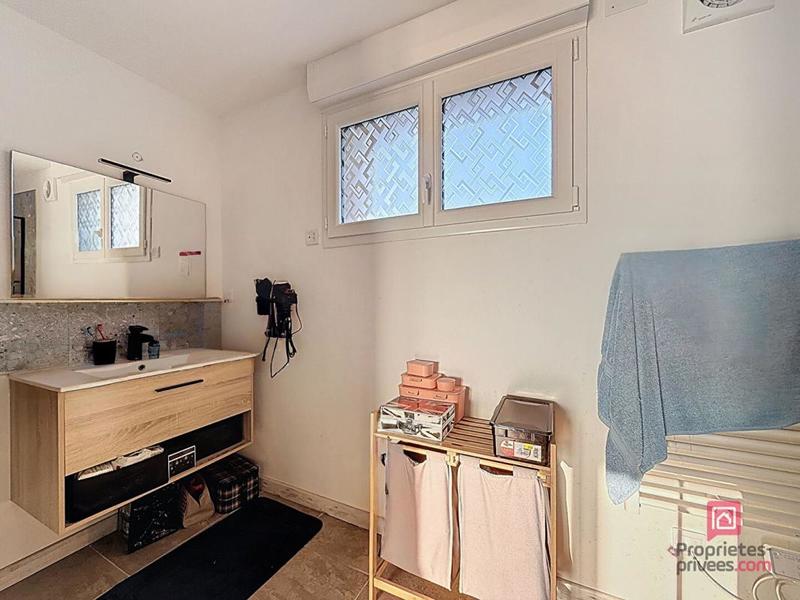 Maison - 225 m² - 6 pièces