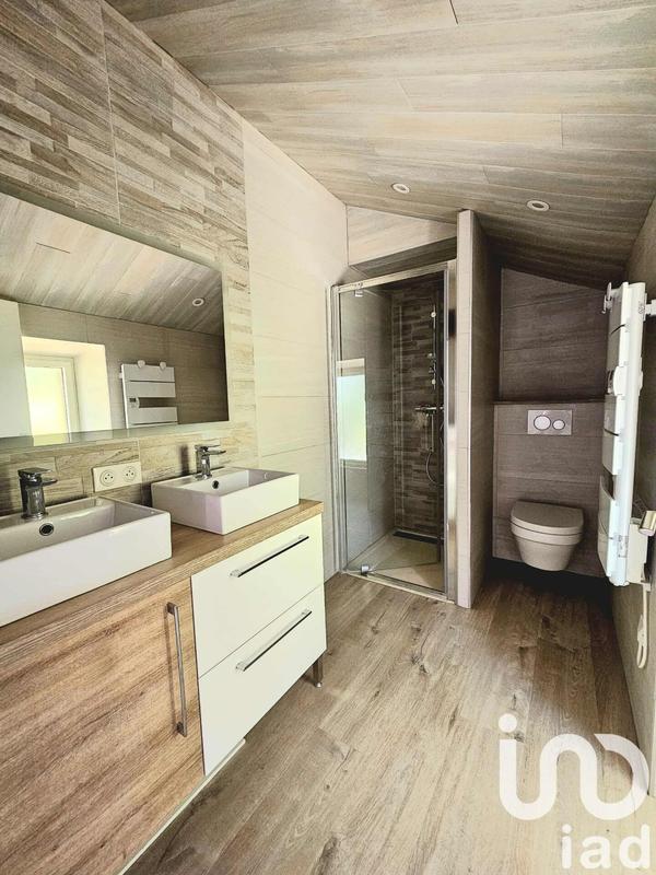 Maison - 162 m² - 6 pièces