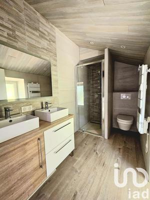 Maison - 162 m² - 6 pièces