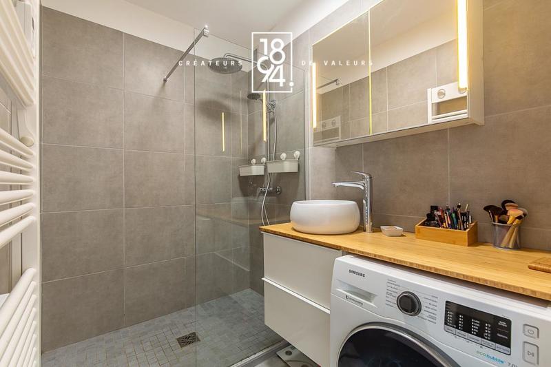 Appartement - 77 m² - 4 pièces