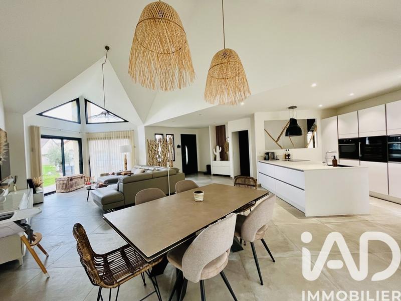 Maison de maîtres - 170 m² - 5 pièces