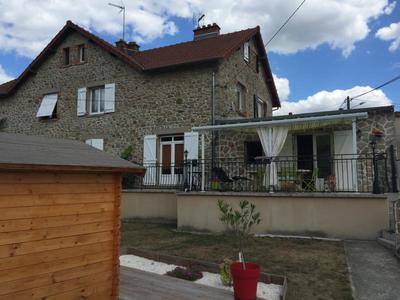 Maison - 104 m² - 6 pièces