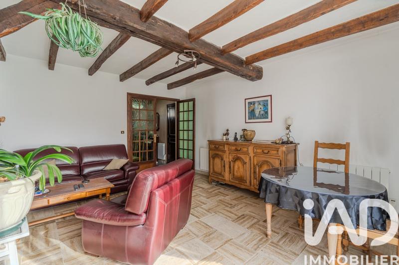 Maison - 99 m² - 5 pièces