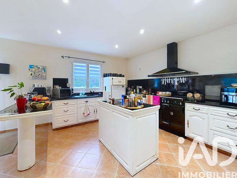 Maison - 157 m² - 8 pièces