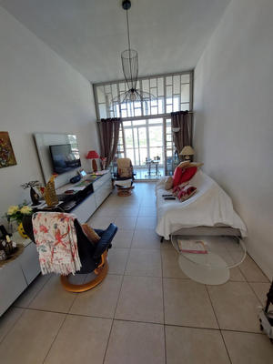 Appartement - 99 m² - 4 pièces