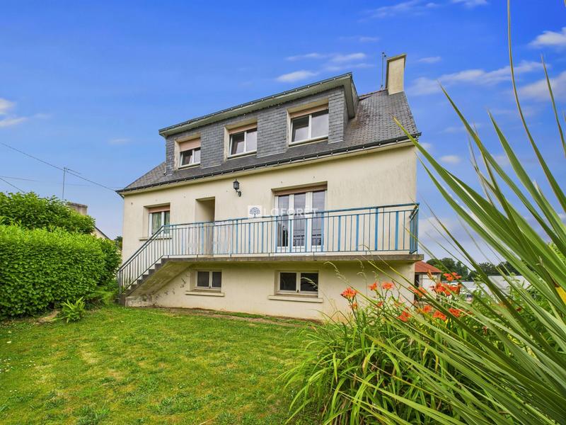 Maison - 120 m² - 6 pièces