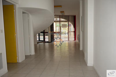 Bureau - 41 m² - 2 pièces