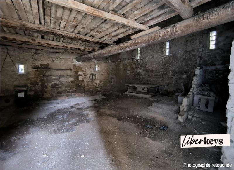 Maison - 249 m² - 7 pièces