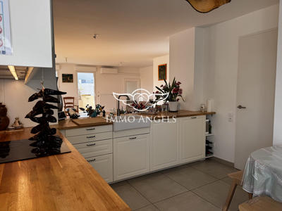 Appartement - 100 m² - 4 pièces