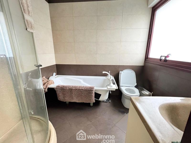 Maison - 154 m² - 5 pièces