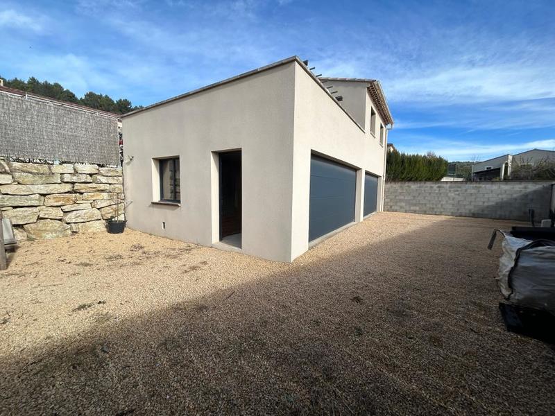 Villa - 125 m² - 6 pièces